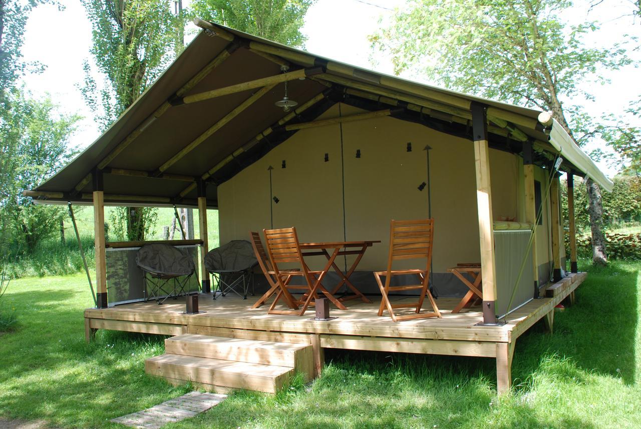 Sillé-le-Guillaume Camping Les Tournesols מראה חיצוני תמונה