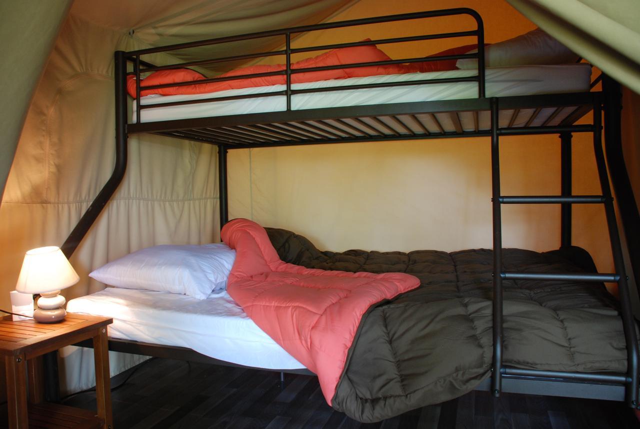Sillé-le-Guillaume Camping Les Tournesols מראה חיצוני תמונה