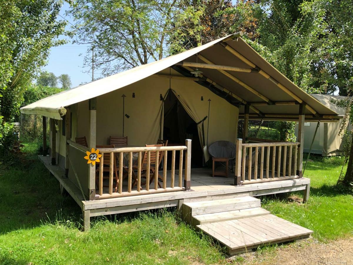 Sillé-le-Guillaume Camping Les Tournesols מראה חיצוני תמונה
