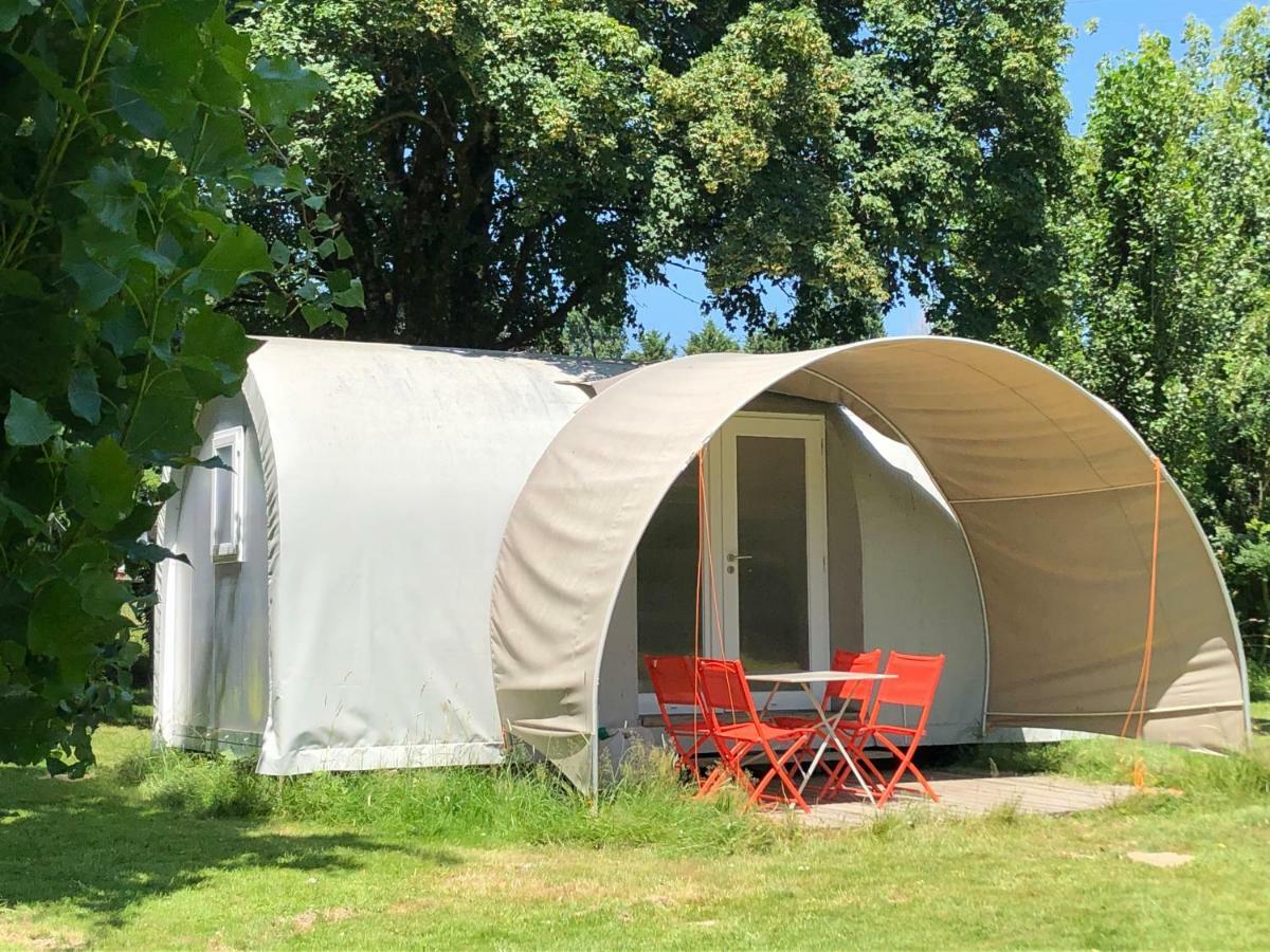 Sillé-le-Guillaume Camping Les Tournesols מראה חיצוני תמונה